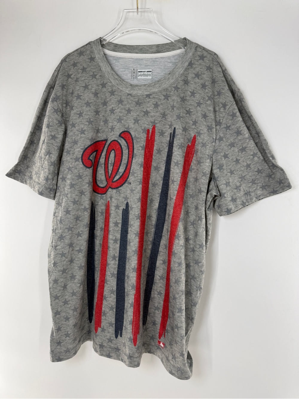 Washington Nationals Gray Star Print T-Shirt with Red & Navy Stripes Size Large